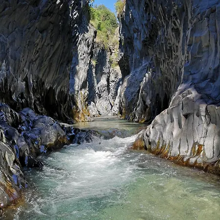 Gole Alcantara Lanternavacanze Apartment Motta Camastra