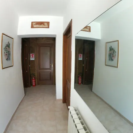 Gole Alcantara Lanternavacanze *