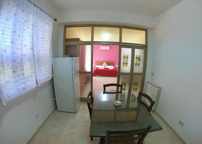 Apartment Gole Alcantara Lanternavacanze